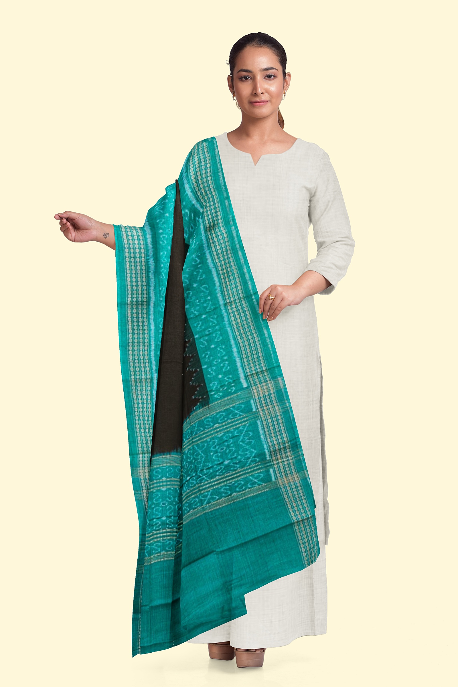 Black Green Sambalpuri Handwoven Single Ikat Cotton Dupatta Image 3