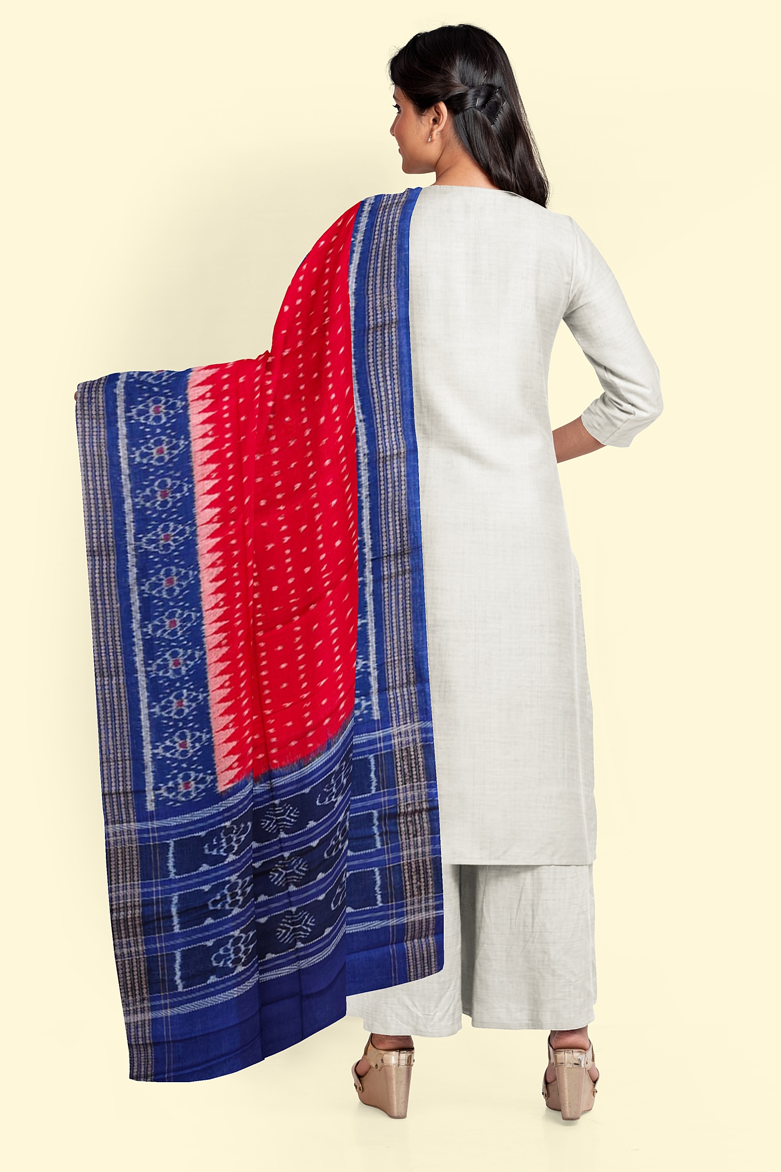 Red Blue Sambalpuri Handwoven Single Ikat Cotton Dupatta Image 2
