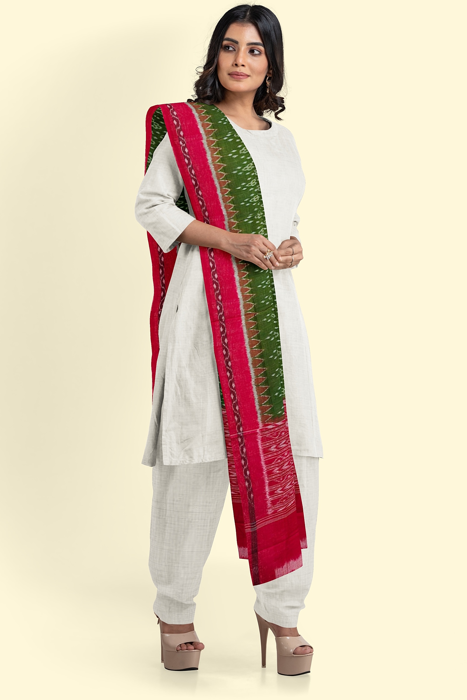 Olive Maroon Sambalpuri Handwoven Single Ikat Cotton Dupatta Image 3