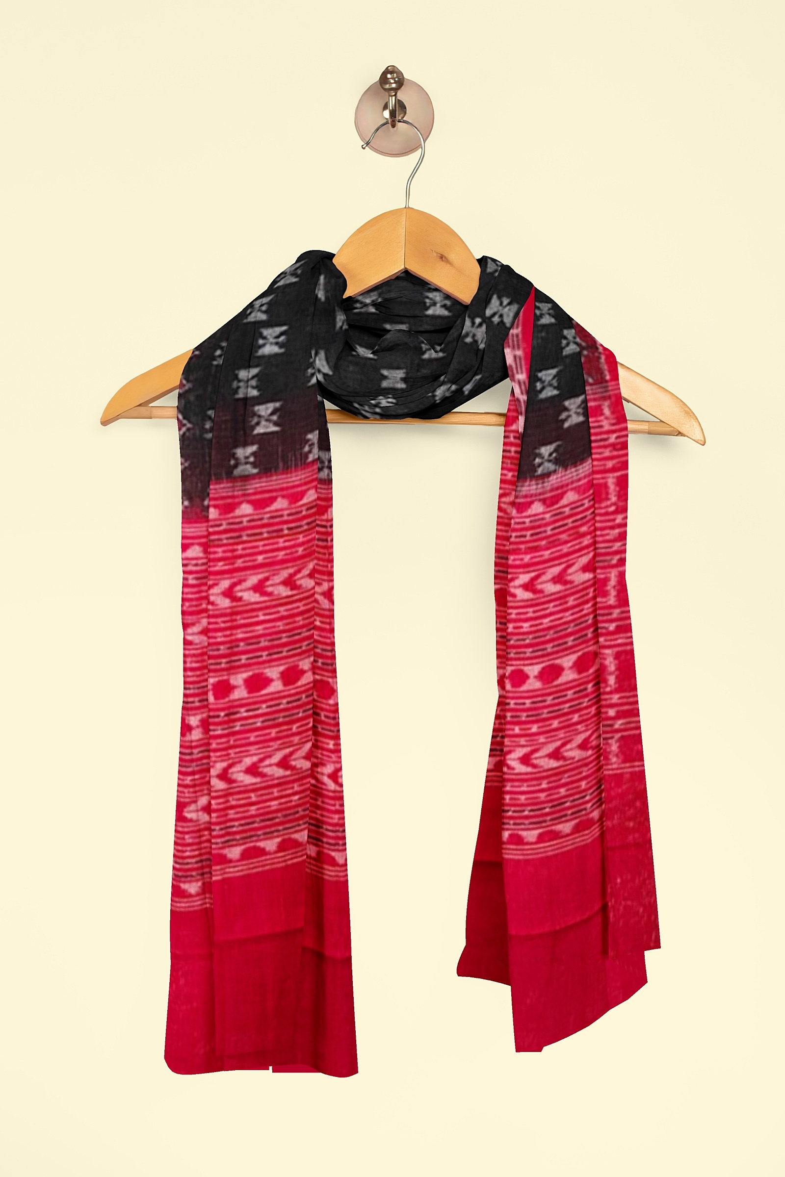 Black Maroon Sambalpuri Handwoven Single Ikat Cotton Dupatta Image 4