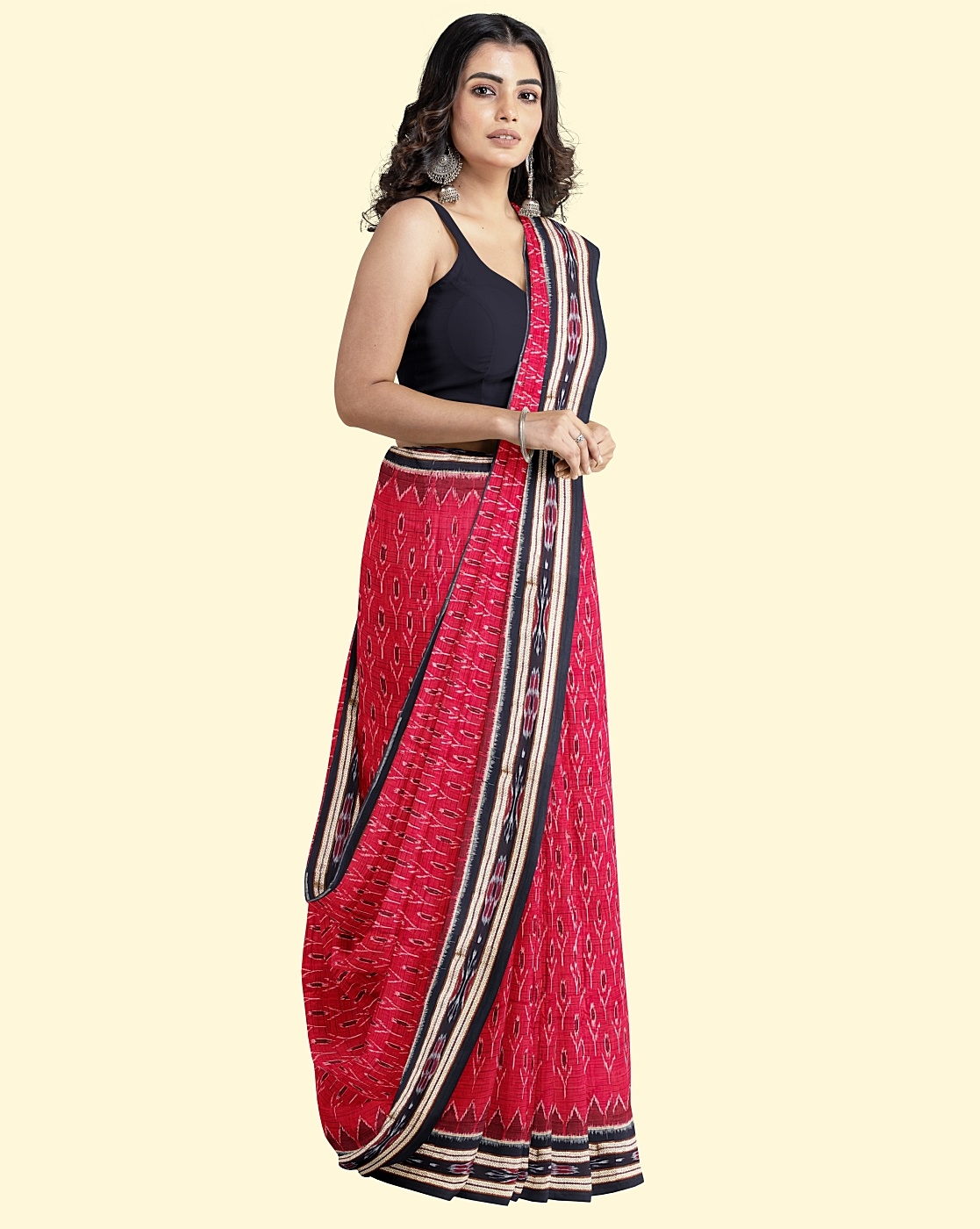 Red Black Sambalpuri Handwoven Single Ikat Cotton Saree Image 4