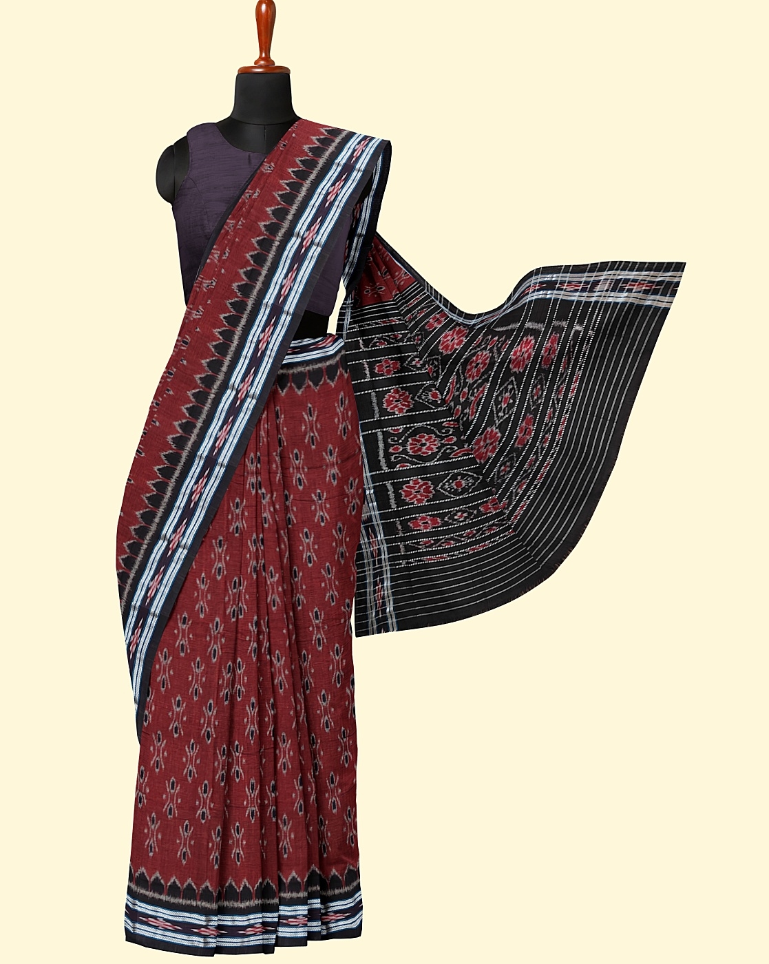Maroon Black Sambalpuri Handwoven Single Ikat Cotton Saree Image 3