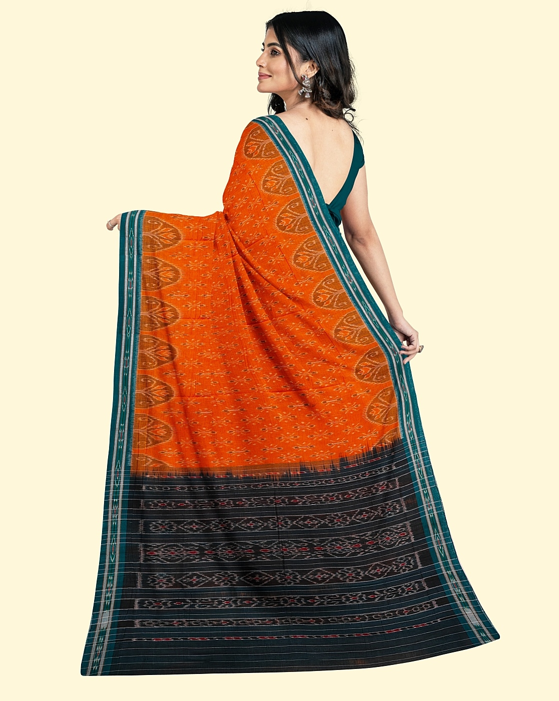 Orange Green Sambalpuri Handwoven Single Ikat Cotton Saree Image 4