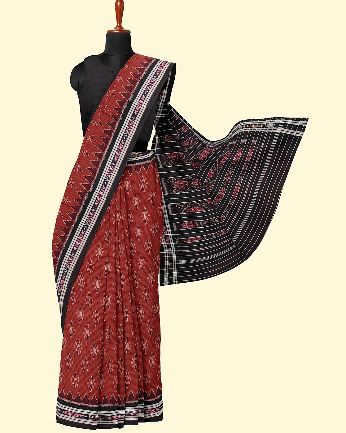 Maroon Black Sambalpuri Handwoven Single Ikat Cotton Saree Image 3