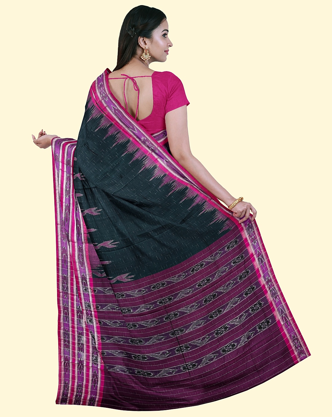 Green Pink Sambalpuri Handwoven Single Ikat Cotton Saree Image 4