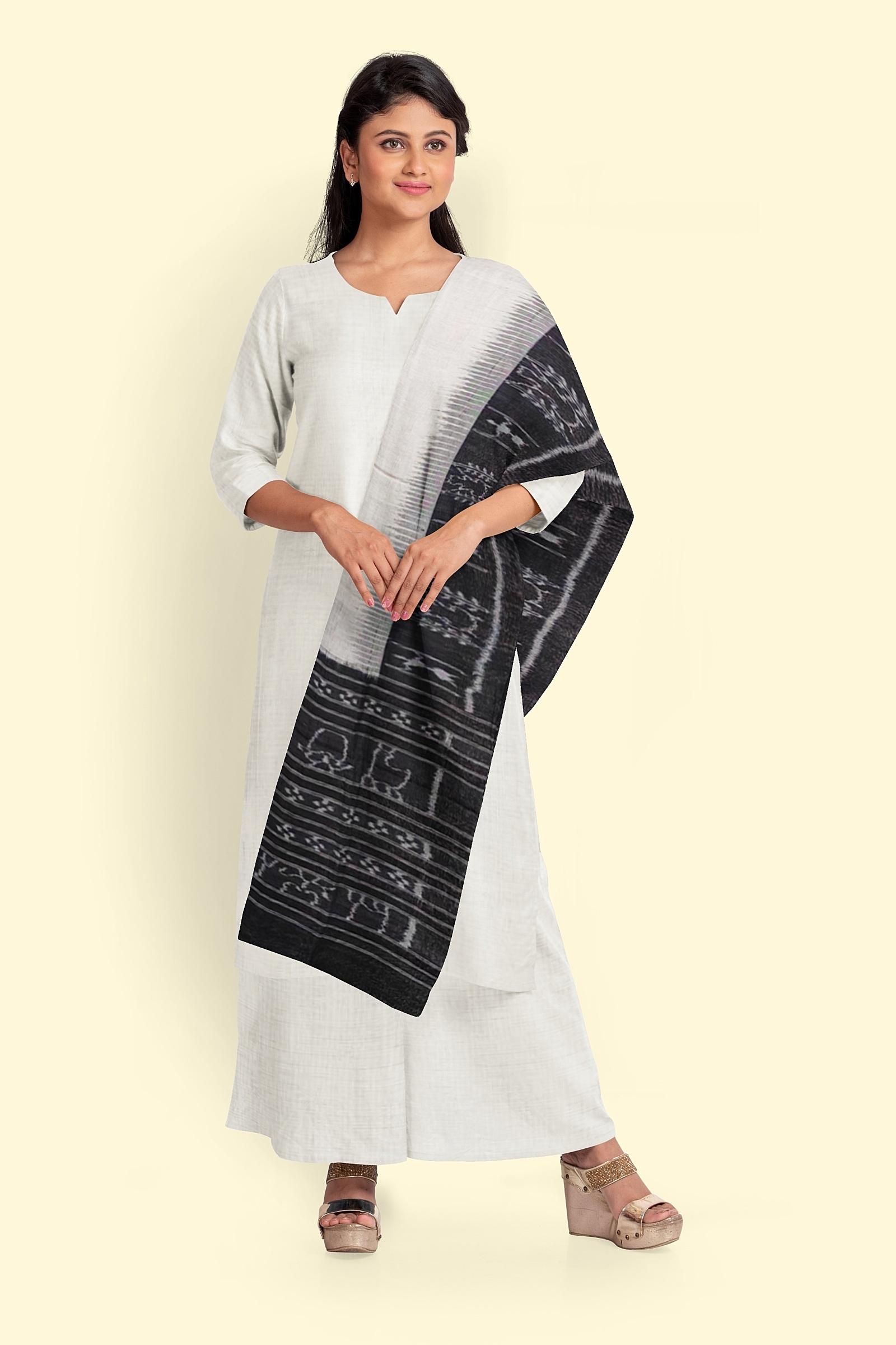 White Sambalpuri Handwoven Single Ikat Cotton Dupatta Image 3