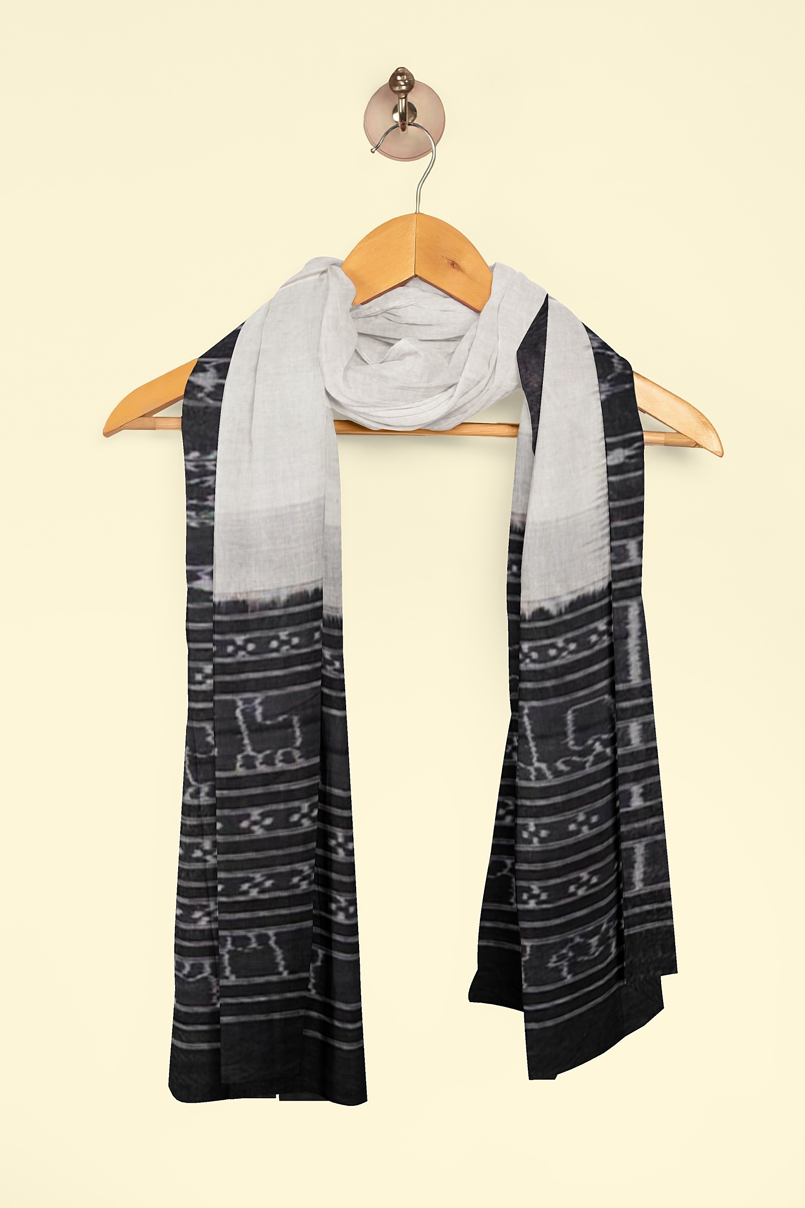 White Sambalpuri Handwoven Single Ikat Cotton Dupatta Image 4