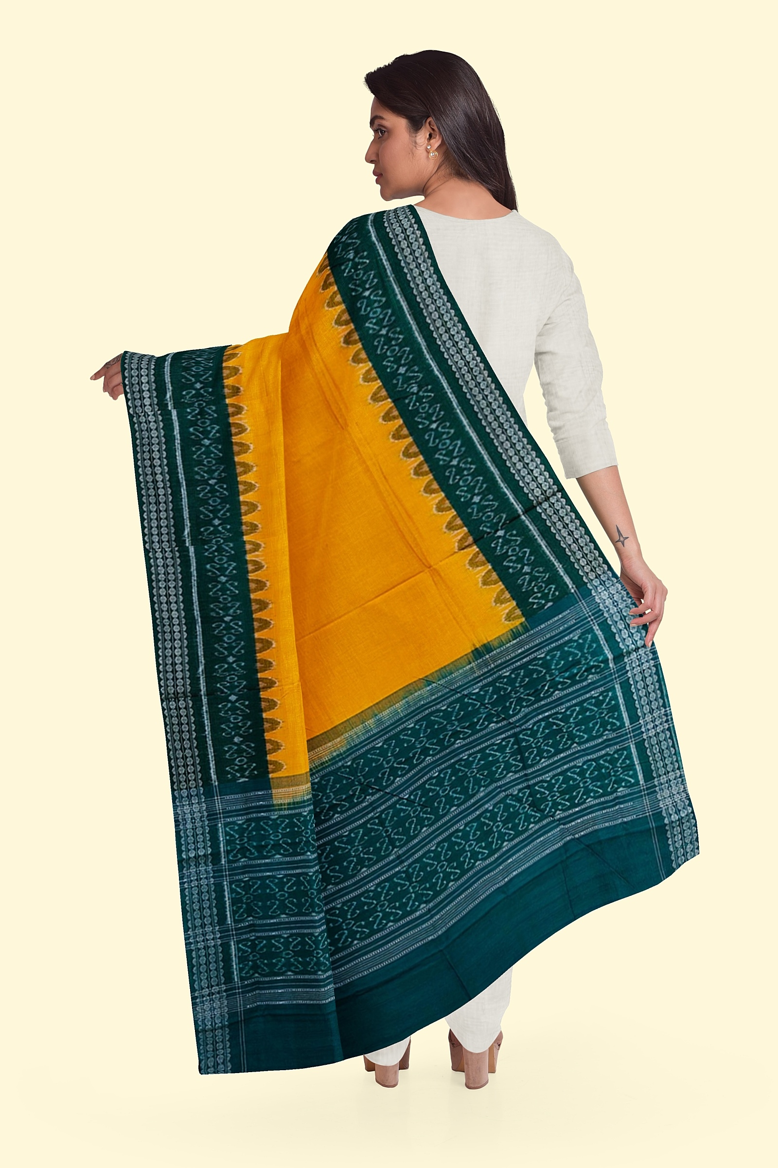 Yellow Green Sambalpuri Handwoven Single Ikat Cotton Dupatta Image 2