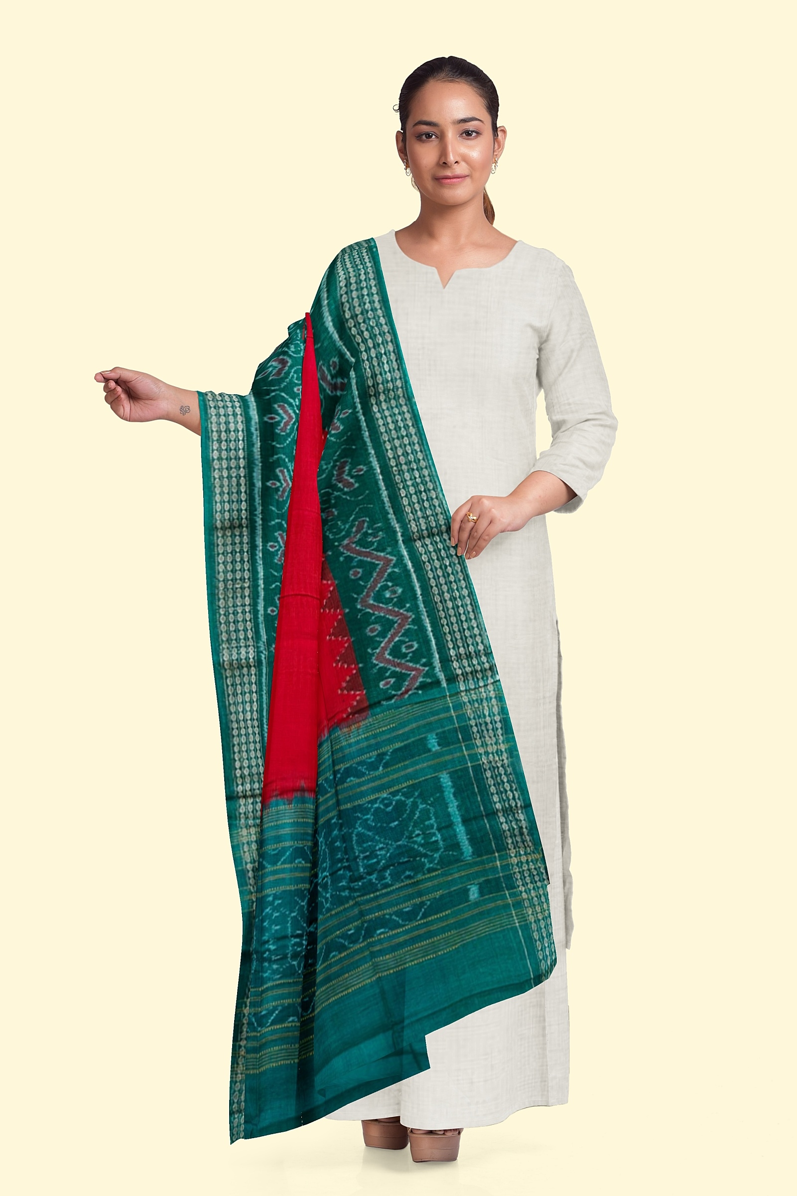 Red Green Sambalpuri Handwoven Single Ikat Cotton Dupatta Image 3