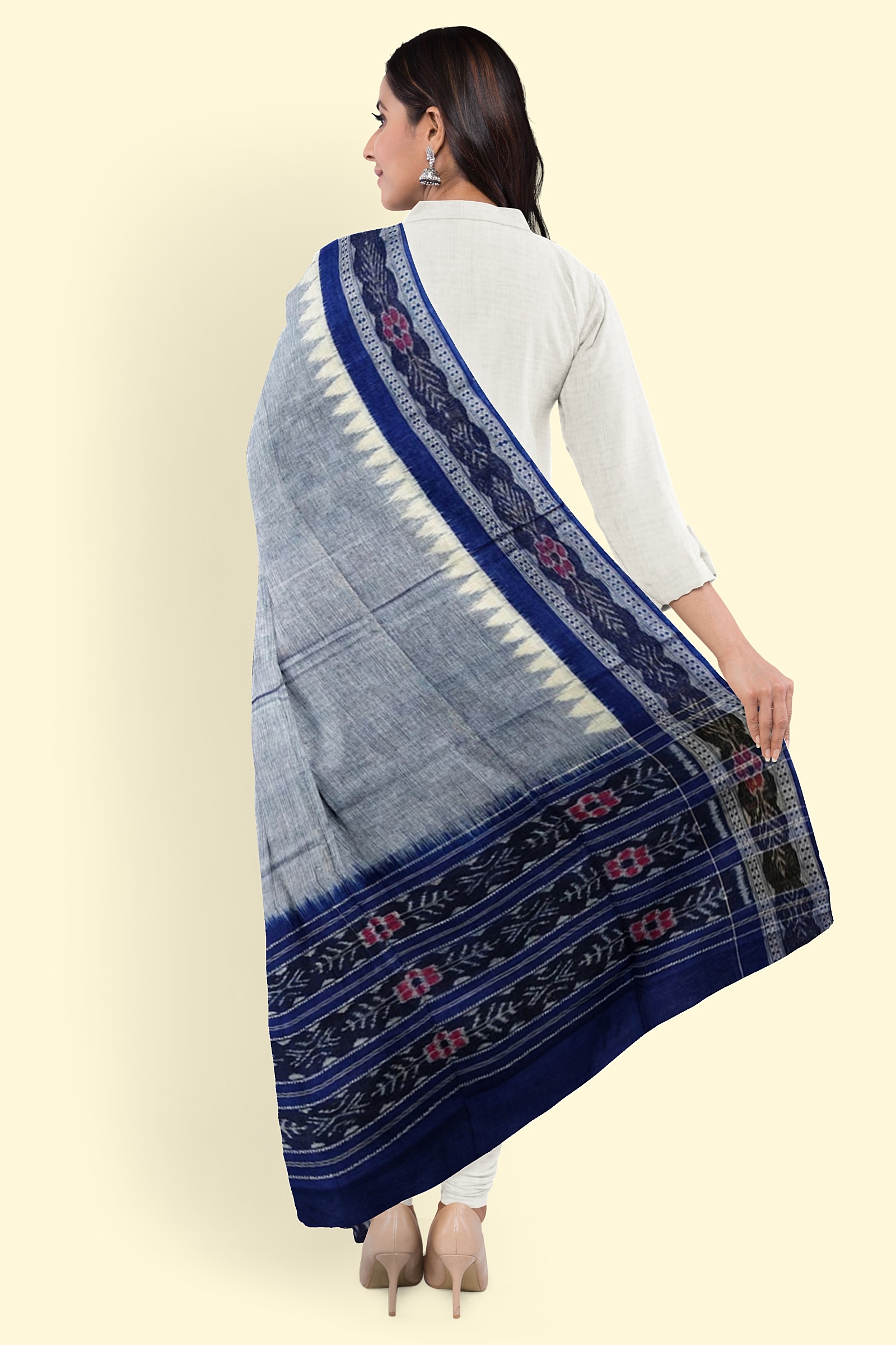 Gray Blue Sambalpuri Handwoven Single Ikat Cotton Dupatta Image 2