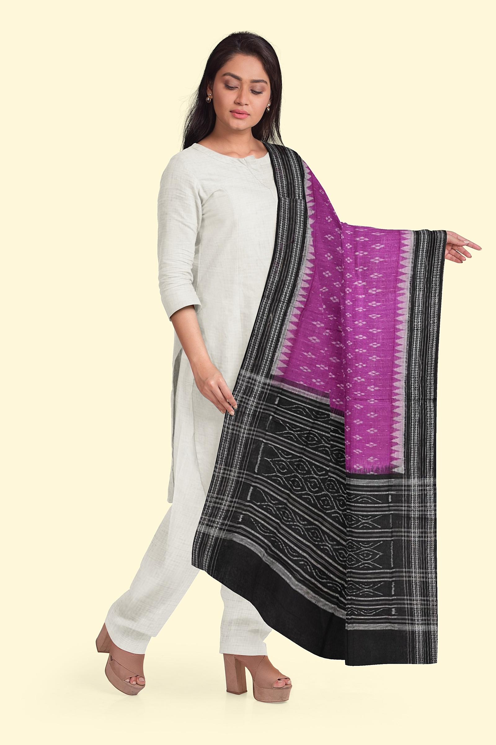 Purple Black Sambalpuri Handwoven Single Ikat Cotton Dupatta Image 3