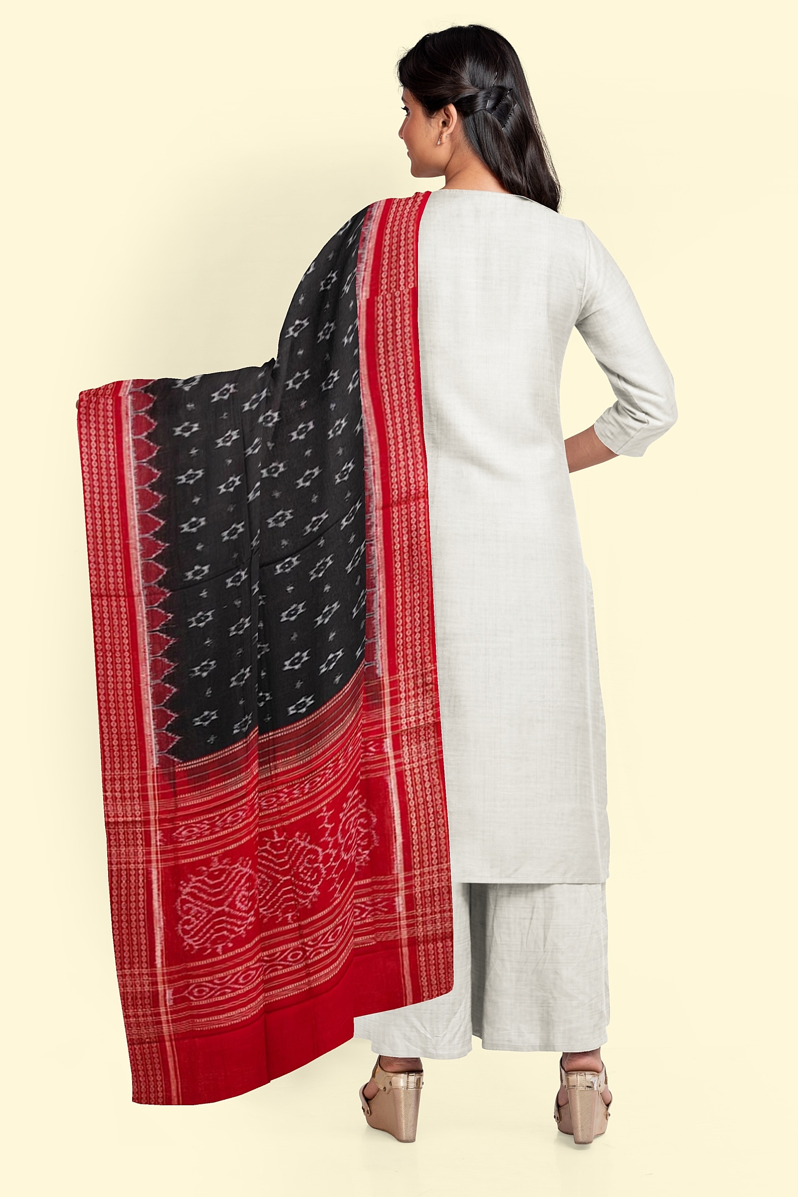 Black Red Sambalpuri Handwoven Single Ikat Cotton Dupatta Image 2