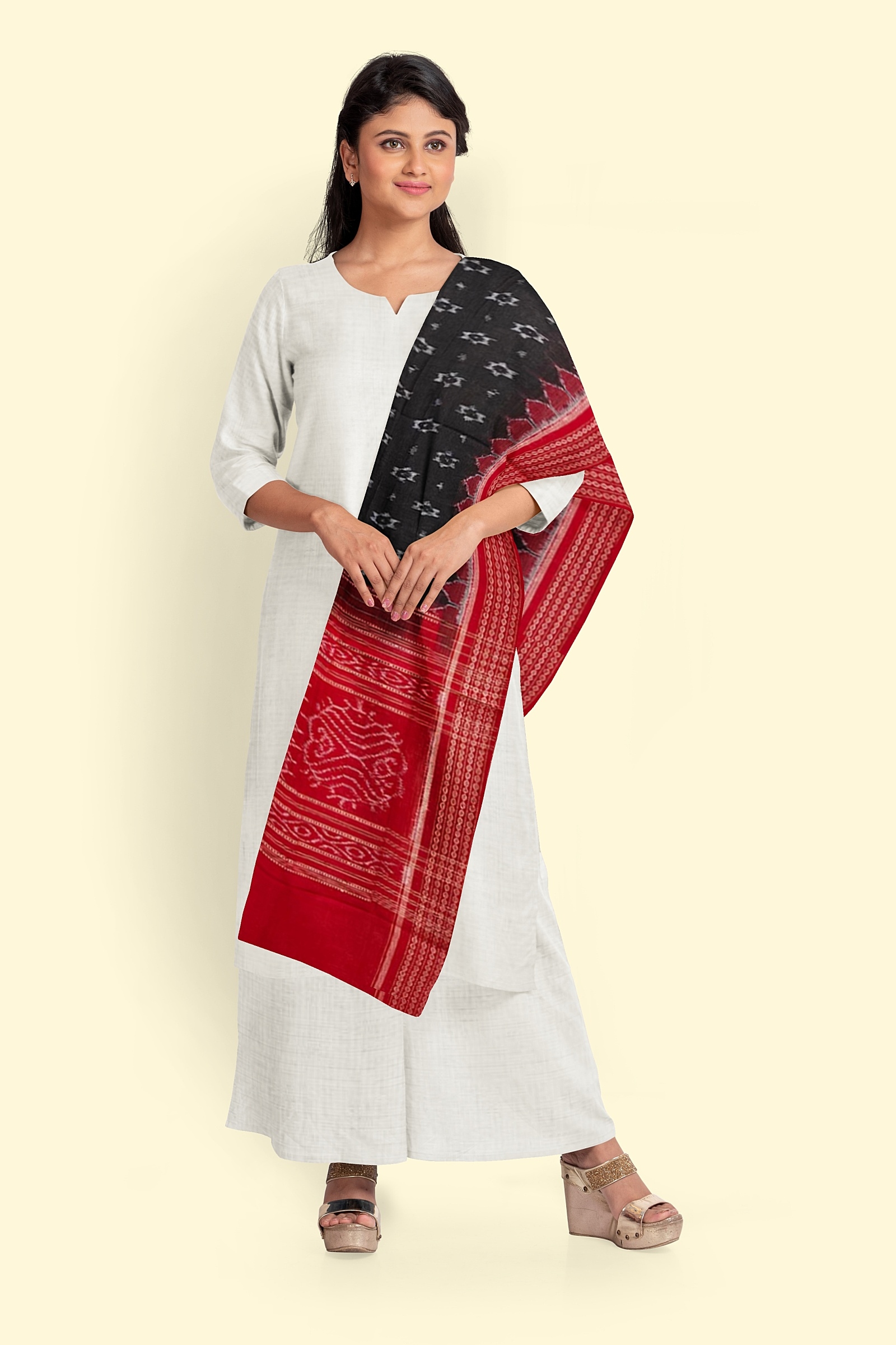 Black Red Sambalpuri Handwoven Single Ikat Cotton Dupatta Image 3