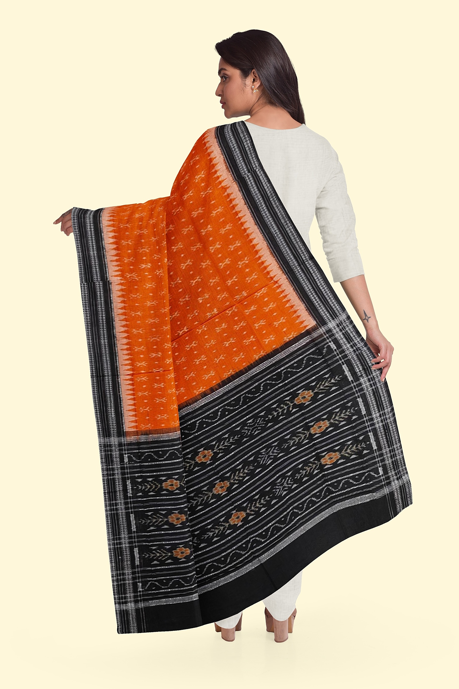 Rust Black Sambalpuri Handwoven Single Ikat Cotton Dupatta Image 2