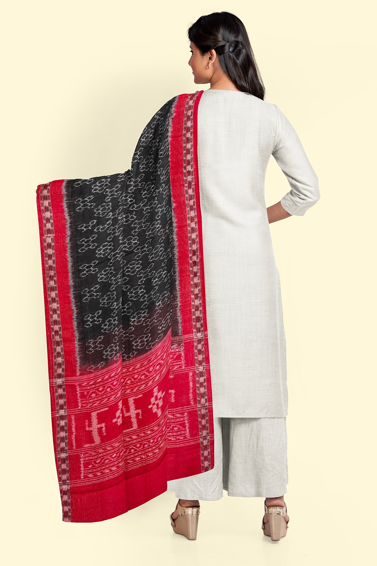 Black Red Sambalpuri Handwoven Single Ikat Cotton Dupatta Image 2