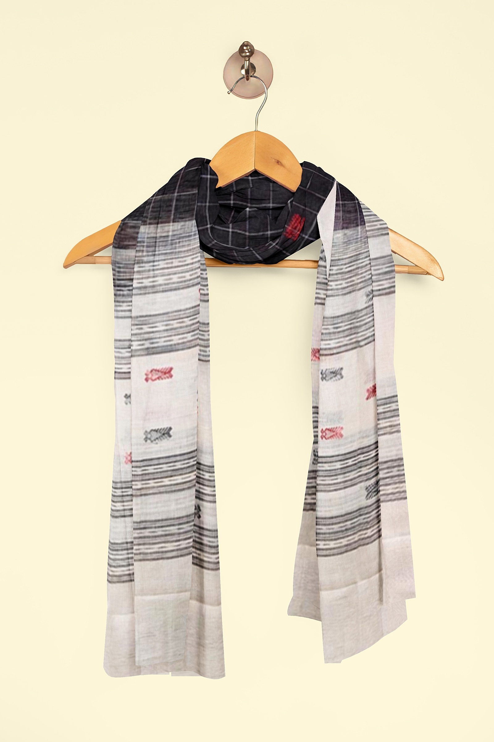 Black White Sambalpuri Handwoven Single Ikat Cotton Dupatta Image 4