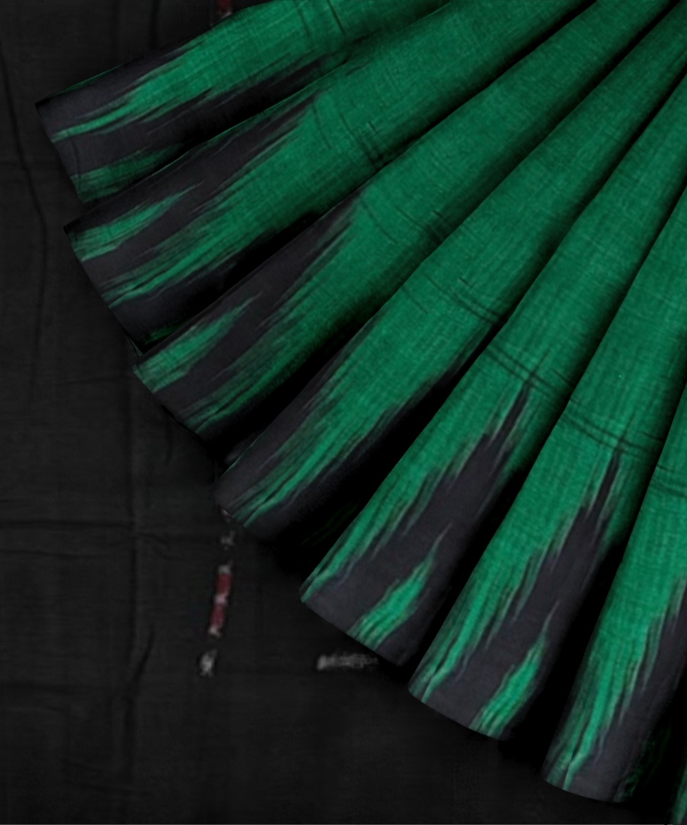 Green Black Sambalpuri Handwoven Single Ikat Cotton Saree Image 2