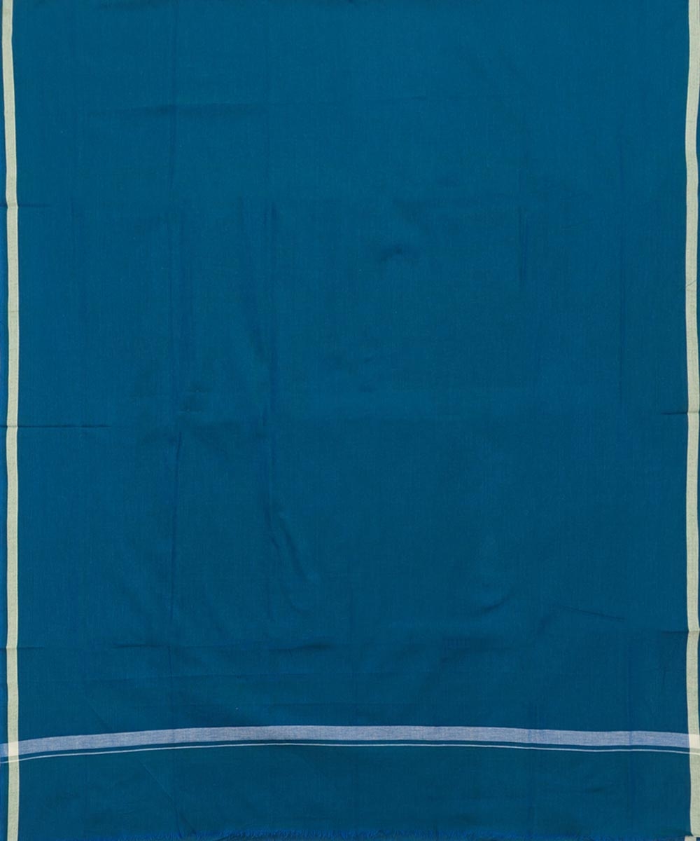 Green Sambalpuri Handwoven Cotton Lungi Image 3